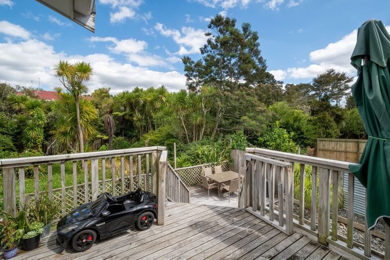 Photo of property in 71a Brunner Road, Glen Eden, Auckland, 0602