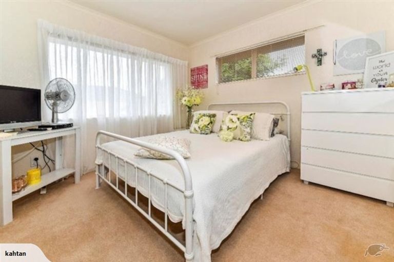 Photo of property in 52 Rathmar Drive, Manurewa, Auckland, 2105