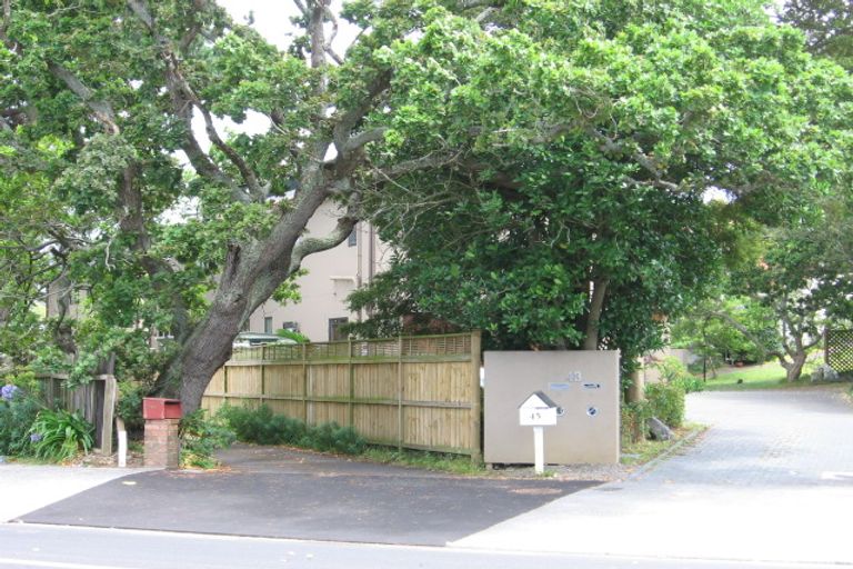 Photo of property in 45 Green Lane East, Pukekohe, 2120