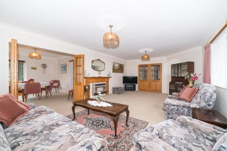 Photo of property in 104 Featherston Street, Takaro, Palmerston North, 4412