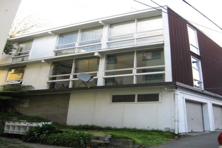 Photo of property in 133a Glenmore Street, Kelburn, Wellington, 6012