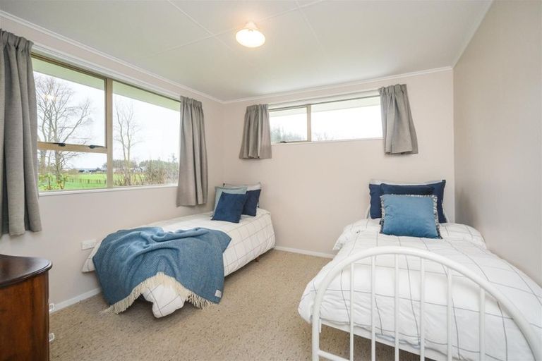 Photo of property in 24 Oaklea Avenue, Marton, 4710