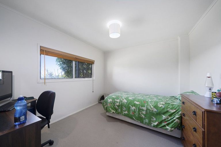 Photo of property in 73 Huia Street, Waikanae, 5036