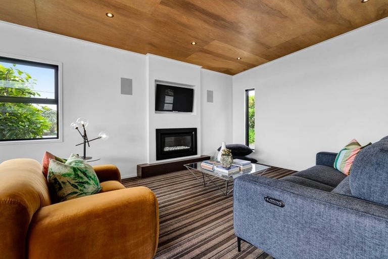 Photo of property in 43 Nugent Street, Bell Block, New Plymouth, 4312