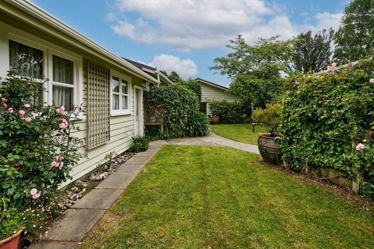 Photo of property in 42 Cleary Street, Waterloo, Lower Hutt, 5011