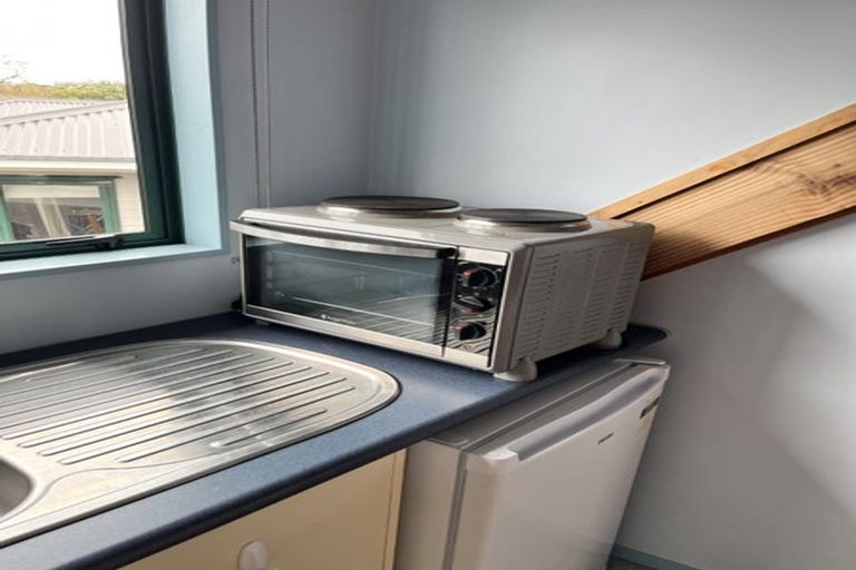 Photo of property in 1/22a Tomo Street, New Lynn, Auckland, 0600