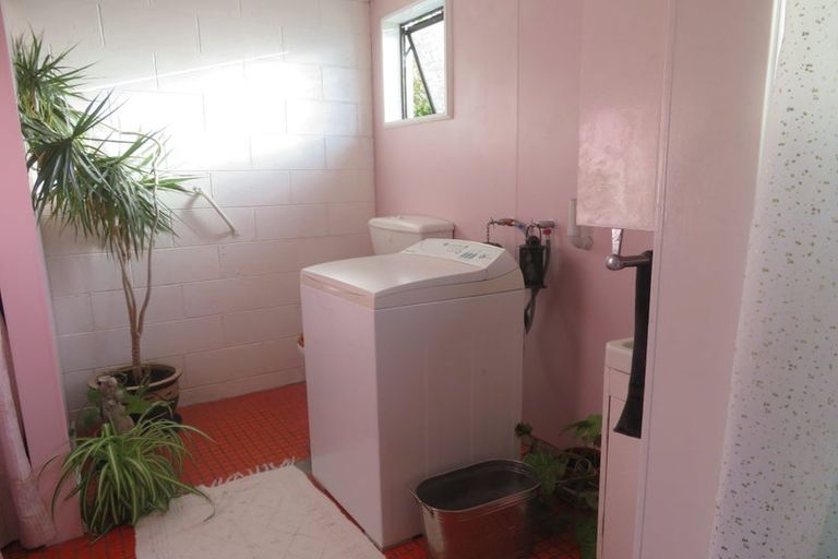 Photo of property in 16 Reeve Street, Foxton, 4814