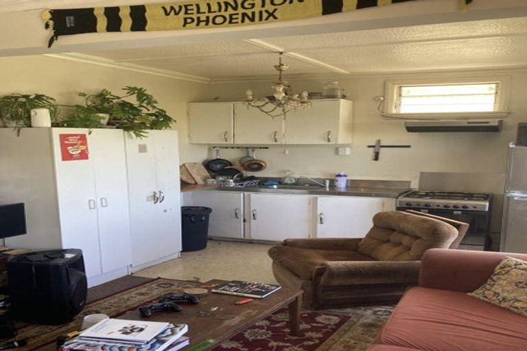 Photo of property in 29 Tanera Crescent, Brooklyn, Wellington, 6021