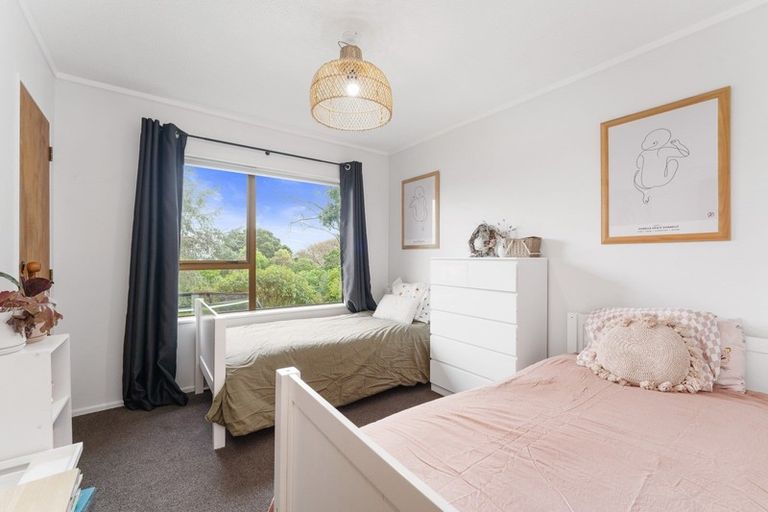 Photo of property in 97 Huia Street, Waikanae, 5036