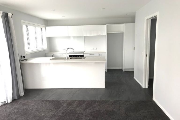 Photo of property in 128a Randwick Road, Moera, Lower Hutt, 5010