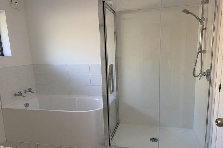 Photo of property in 20 Taupata Street, Redcliffs, Christchurch, 8081