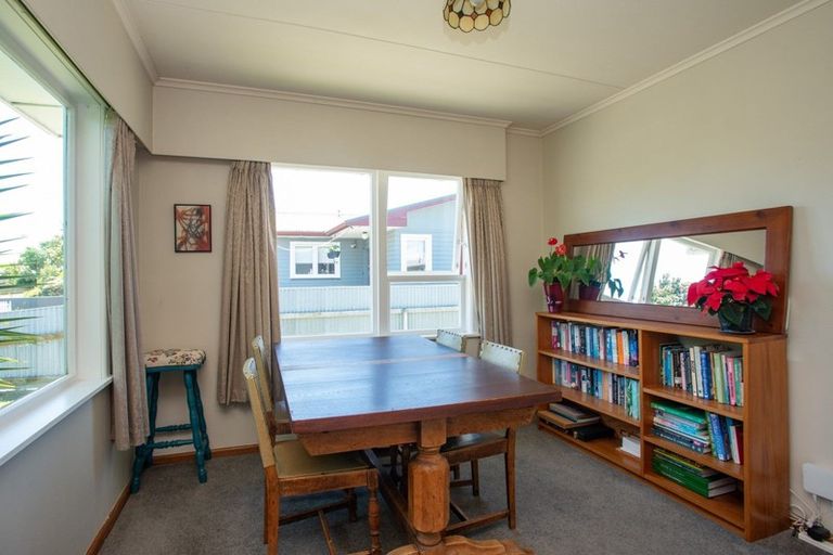 Photo of property in 91 Clarence Cox Crescent, Pirimai, Napier, 4112