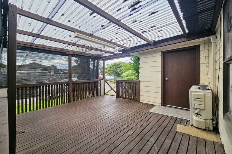Photo of property in 1/151 Te Irirangi Drive, Flat Bush, Auckland, 2019