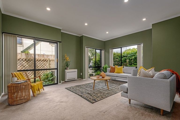 Photo of property in 111a Te Awe Awe Street, Hokowhitu, Palmerston North, 4410
