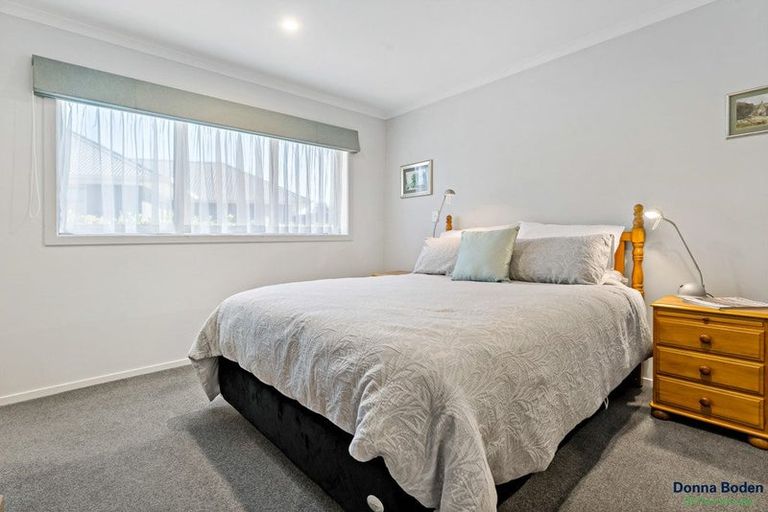 Photo of property in 9 Hogan Street, Pukekohe, 2120