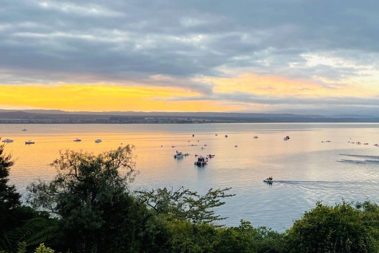 Photo of property in 1/852 Wily Terrace, Acacia Bay, Taupo, 3330