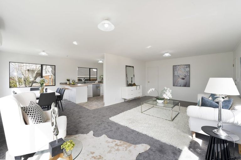 Photo of property in 4229 Great North Road, Glendene, Auckland, 0602