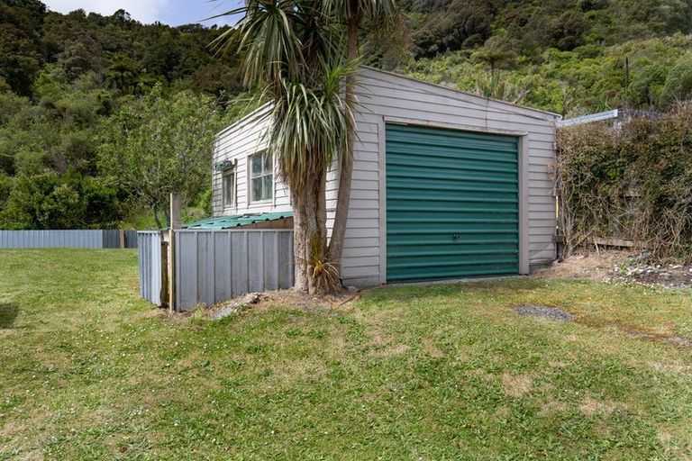Photo of property in 171-173 Bright Street, Cobden, Greymouth, 7802