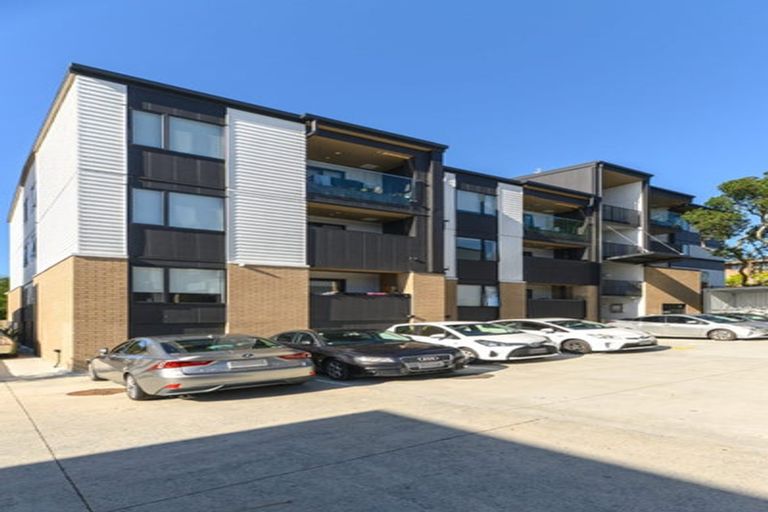 Photo of property in 303/48 Clay Works Lane, New Lynn, 0600