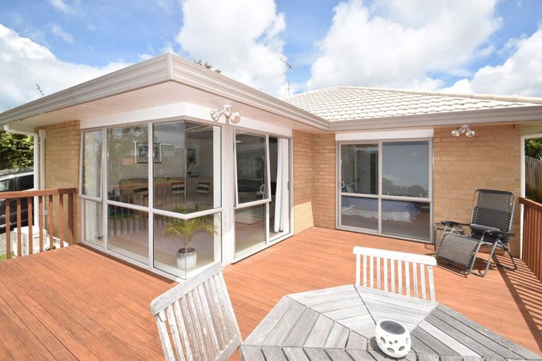 Photo of property in 50 Elan Place, Stanmore Bay, Whangaparaoa, 0932