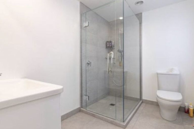 Photo of property in 6 Glide Lane, Whitby, Porirua, 5024