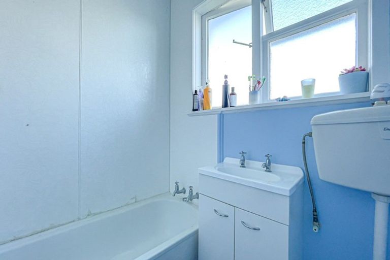 Photo of property in 13 Porritt Street, Paeroa, 3600