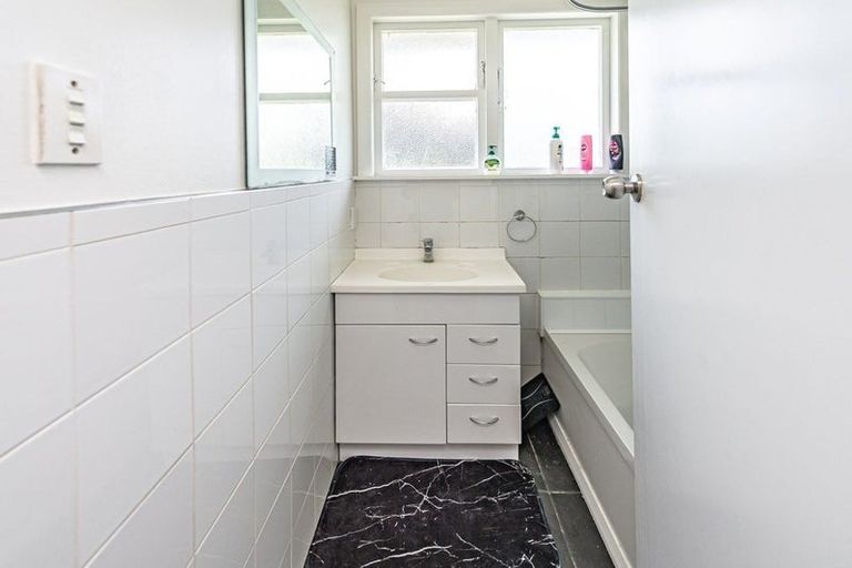 Photo of property in 90 Harper Street, Gonville, Whanganui, 4501