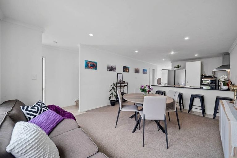 Photo of property in 21/46 Park Estate Road, Rosehill, Papakura, 2113