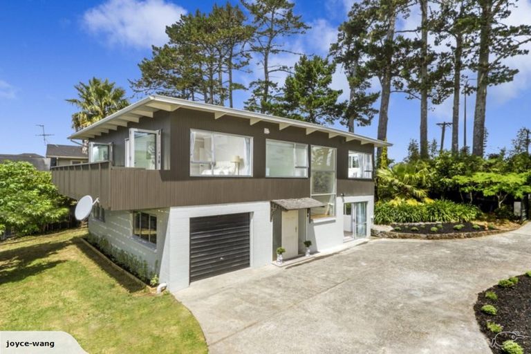 Photo of property in 271 East Coast Road, Mairangi Bay, Auckland, 0630