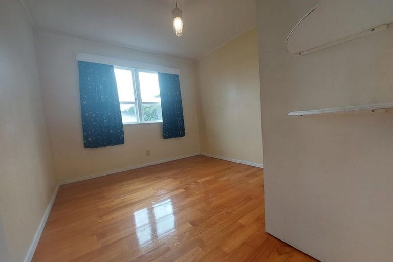 Photo of property in 1/4 Paul Place, Pakuranga, Auckland, 2010