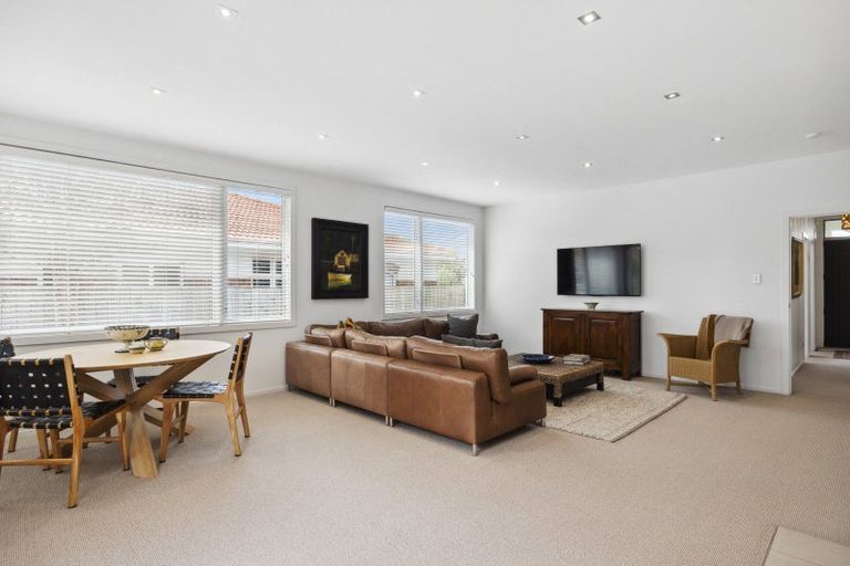 Photo of property in 1 Cairnhill Street, Maori Hill, Dunedin, 9010