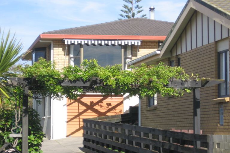 Photo of property in 4b Lee Street, Mount Maunganui, 3116