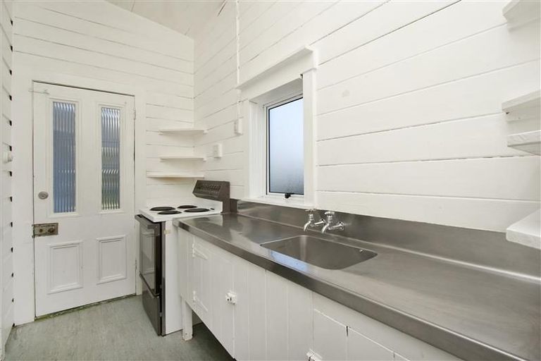 Photo of property in 114 Albert Street, Terrace End, Palmerston North, 4410