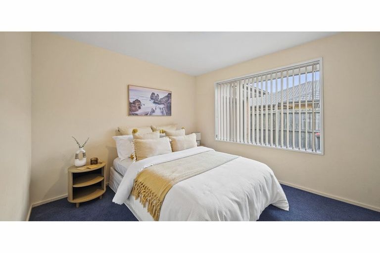 Photo of property in 52 Bella Rosa Drive, Hei Hei, Christchurch, 8042