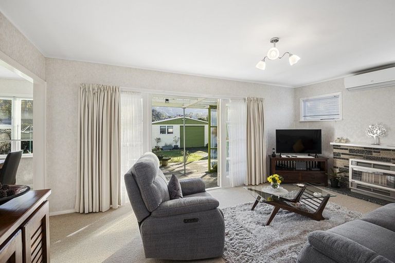 Photo of property in 68 Peel Place, Wainuiomata, Lower Hutt, 5014