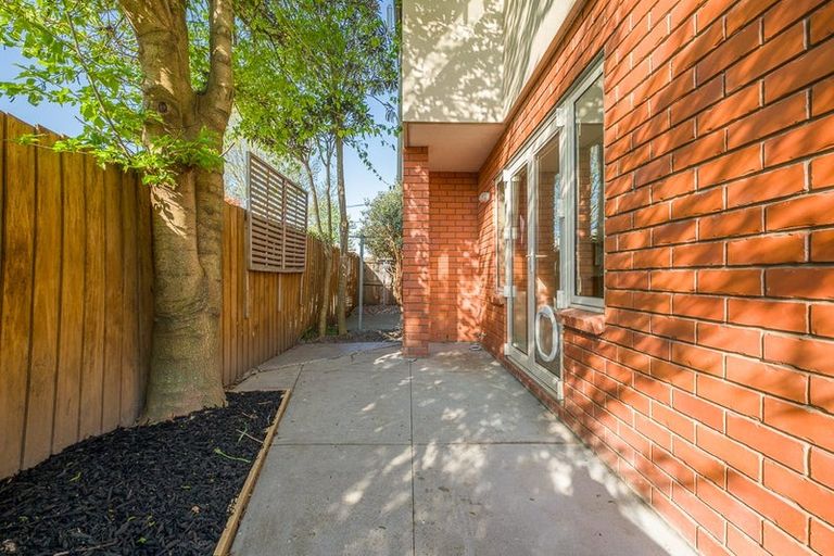 Photo of property in 21 Cadogan Street, Sydenham, Christchurch, 8023