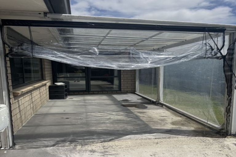 Photo of property in 8 Harris Drive, Silverdale, 0932