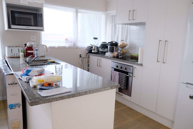 Photo of property in 49 Cascades Road, Pakuranga Heights, Auckland, 2010