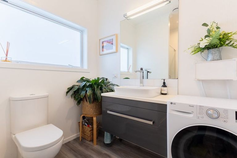 Photo of property in 9b Awatea Avenue, Paraparaumu, 5032