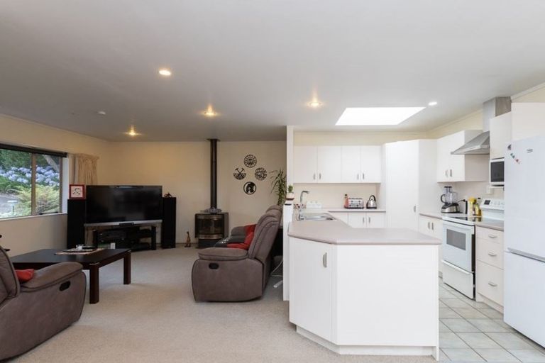 Photo of property in 215 Pukete Road, Pukete, Hamilton, 3200