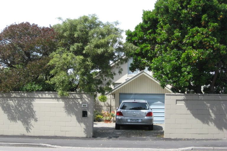 Photo of property in 129 Main Road, Redcliffs, Christchurch, 8081
