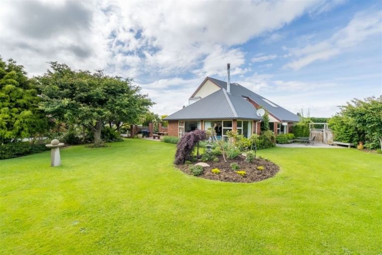 Photo of property in 9 Huntly Road, Outram, 9019