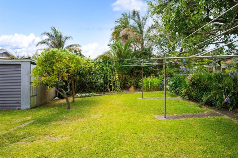 Photo of property in 1/96 Taylor Street, Blockhouse Bay, Auckland, 0600