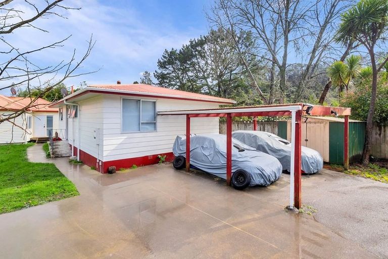 Photo of property in 27 Camphora Place, Ranui, Auckland, 0612