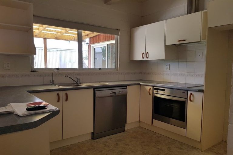 Photo of property in 9 Prudence Place, Oakura, 4314