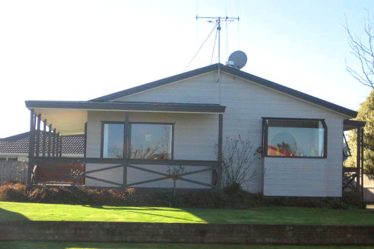 Photo of property in 17 Commodore Avenue, Flagstaff, Hamilton, 3210