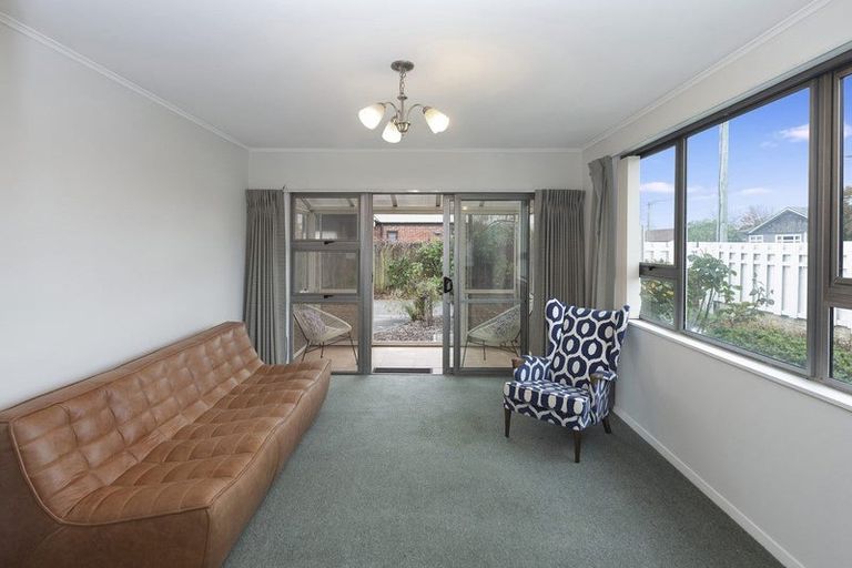 Photo of property in 1/15 Bennett Street, St Albans, Christchurch, 8052