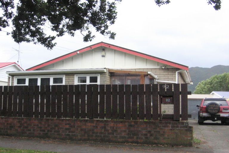 Photo of property in 92 Randwick Road, Moera, Lower Hutt, 5010