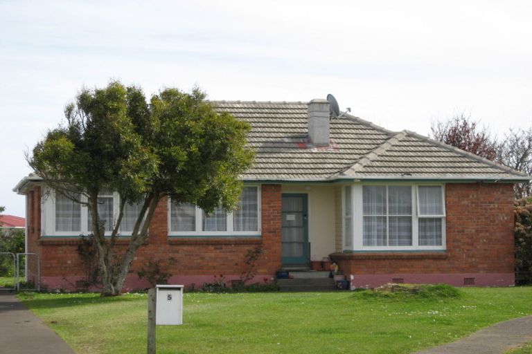 Photo of property in 5 Mahoe Place, Gonville, Whanganui, 4501