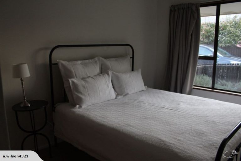 Photo of property in 2/30 Wyatt Place, Russley, Christchurch, 8042